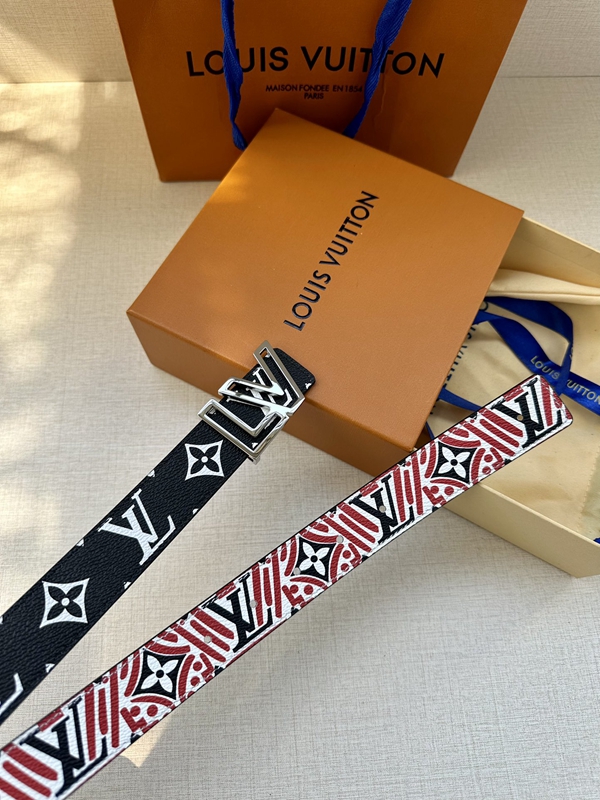 激安ルイヴィトンベルト素材ディテール